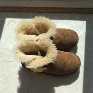 Girls Ugg boots